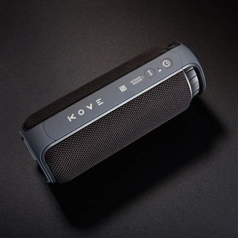 Measuring 3.6 by 7.9 by 2.1 inches (HWD), the 1.3-pound SoundLink Flex is available in black, off-white, or grayish-blue. The Bose logo emblazons the front of the speaker and a large grille runs .... 