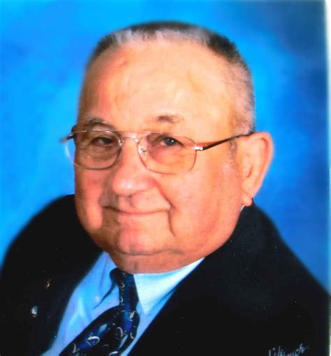 Alden Kment, 80, of Schuyler, passed away Sunday,January 22, 2023, at his home. Mass of Christian Burial Wednesday, January 25, 2023, 10:00 A.M. at St. Mary's Catholic Church in David City with Rev. Ben Holdren as Celebrant. Visitation Tuesday 4-7 P.M with 7 P.M. Rosary at Kracl Funeral Chapel in David City.. 