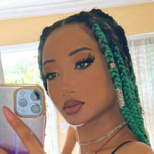 Kreaminkitty Leaks [CLIP] 15 Vids