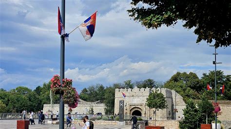 Krecenje nis.  Grad Ni&scaron; i okolina. app/ Krečenje, moleri, fasade Ni&scaron; Vrsi...