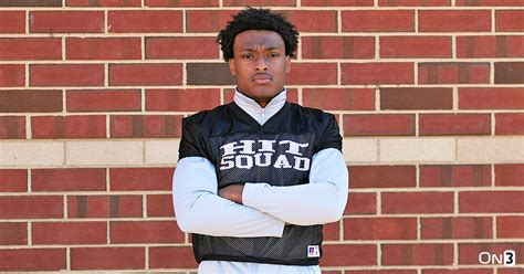 Kris jones commitment. EJ Holland/On3. Fairfax (Va.) four-star linebacker Kris Jones has locked in an official visit to Michigan State. He announced on Twitter that he’ll be on campus June 11-13. The trip to East Lansing will be the first for Jones who started off the month with an official visit to Florida. He also has an official to Georgia set for June 16. 