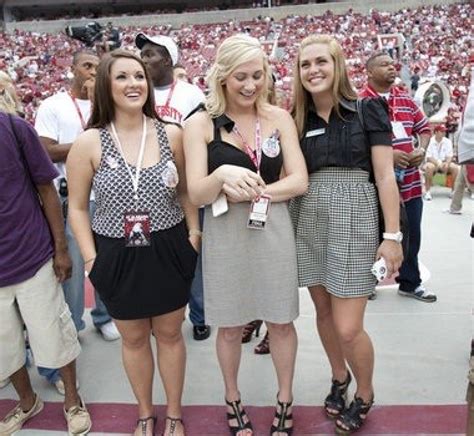 Story by Andrew Holleran. • 6d. N ick Saban's daughter, Kristen, is sounding off on social media in defense of LSU Tigers women's basketball head coach Kim Mulkey. Mulkey, one of the best .... 