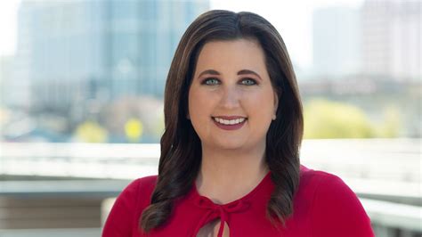 Spectrum News Meteorologist Kristin Ketchell announced on-air she is expecting her first child. ... Ketchell, who has worked at Spectrum News in Milwaukee, Wisc. since 2018, .... 