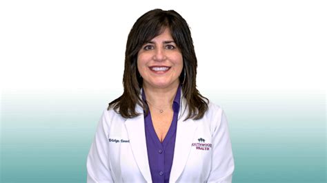  Dr. Kristyn Alaine Essad, DO. Family Medicine. 30. 1 Award. |. 25 Years Experience. 132 N Market St, East Palestine, OH 44413 0.57 miles. Dr. Essad graduated from the Ohio University College of Osteopathic Medicine in 1999. She works in Youngstown, OH and 4 other locations and specializes in Family Medicine. . 