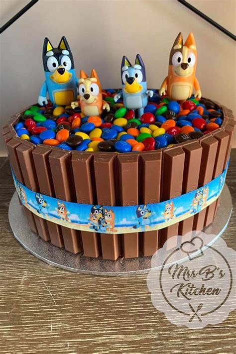Wackadoo my kiddo turned 2! Wanted to share some of my decorations with  those who love this show! : r/bluey