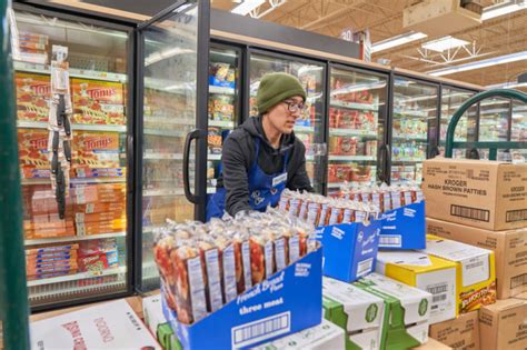 As one of the largest food and drug retailers in the United States, Albertsons Companies operates stores to be locally great while being nationally strong. The Company’s omnichannel approach and commitment to innovation are making it easier and more convenient for customers to shop, paving the way for profitable, sustainable growth. …