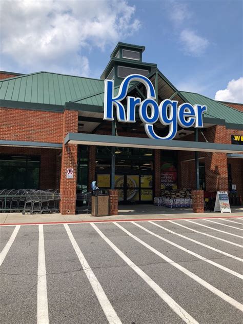 Kroger Evans, GA (Onsite) Full-Time. CB Est Salary: $16 - $35/Hour. Job Details. No experience requited, hiring immediately, appy now.You will be responsible to assist the service operations manager with supervision of Front End (FE) policies and procedures, cashier performance, labor control and customer relations. 