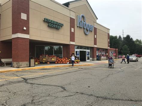 Latest reviews, photos and 👍🏾ratings for Kroger Bakery at 4672 State St in Saginaw - ⏰hours, ☎️phone number, ☝address and map. Kroger Bakery ... Restaurants in Saginaw, MI. 4672 State St, Saginaw, MI 48603 (989) 921-6221 Website Suggest an Edit. More Info. in-store pick-up. accepts credit cards. moderate noise.. 