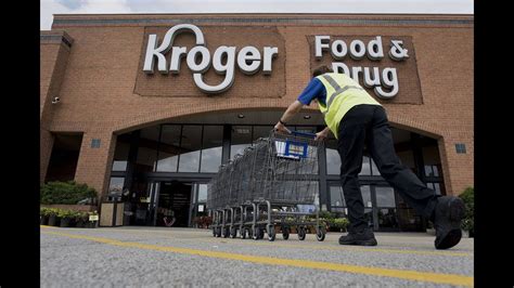 Kroger shelbyville tn. Job Details. You will be responsible to assist the service operations manager with supervision of Front End (FE) policies and procedures, cashier performance, labor control and customer relations. Demonstrate the company’s core values of respect, honesty, integrity, diversity, inclusion and safety. Full and part time postions available. 