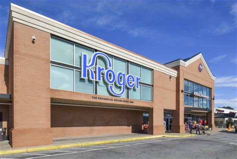 Kroger thomas crossroads. Kroger is one of the largest grocery store chains in the United States, with hundreds of stores across many different states. The company has a comprehensive website that provides ... 