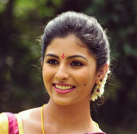 Kruthika jayakumar biography sample paper