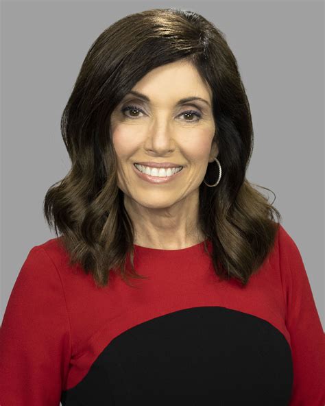 Nov 22, 2022 · Grafissimo/Getty Images. A new face will soon be appearing in Houston's nightly newscasts. After nearly three years as a morning anchor at KSEE 24 News in Fresno, Calif., Caroline Collins ... 