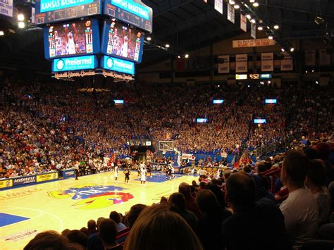 Apr 4, 2022 · Final Four (2008): Kansas 84, North Carolina 66. Roy Williams left Kansas for North Carolina in 2003, and this was the first meeting with his former school, now led by Self. The Jayhawks were ... . 