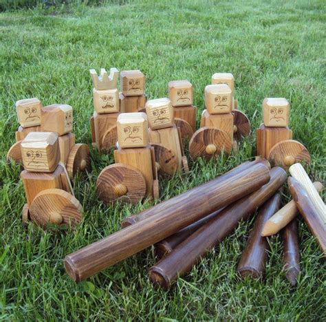 What are the Kubb rules? How do you play Kubb? What is Kubb? These are all questions answered in "How to Play Kubb," presented by Kubb United. Learn all abou.... 