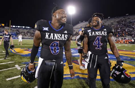 0:05. 0:45. AUSTIN, Texas — Kansas football went up against Texas on Saturday on the road in another Big 12 Conference matchup and suffered a 40-14 defeat. Here’s how the No. 24 Jayhawks (4-1 .... 