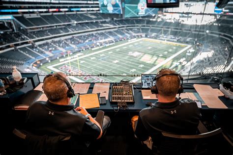 Michigan State Football on the Radio. You can listen to live Michigan State games online or on the radio dial. The Michigan State Sports Network represents one of the biggest and most-listened to college sports network in the State of Michigan (and the nation) See a full listing of all the Michigan State radio stations below. City.. 