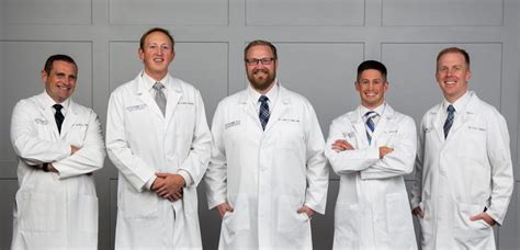 Orthopedic Care You Can Count On. Our orthopedic surgeons, sports medicine specialists, and expert medical team are here to help you regain your strength and confidence, so you can move about your life with less pain and more ease. Musculoskeletal pain can get in the way of living your life to the fullest.. 