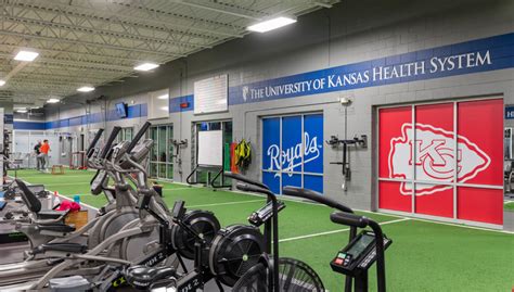 Ku med sports performance center. Saturday. Open 24 Hours. Sunday. Open 24 Hours. We provide comprehensive inpatient care for patients at our Bell Hospital Tower location on our Main Campus in Kansas City, Kansas. In addition to inpatient services, this location also houses outpatient cardiology services, transplantation services, cancer care services, emergency services and more. 