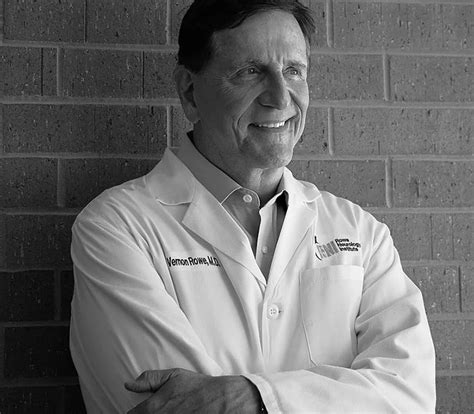 Dr. Paul J. Camarata is a Neurosurgeon in Kansas City, KS. Find Dr. Camarata's phone number, address, insurance information, hospital affiliations and more.. 