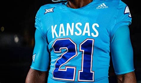 Kansas football is fresh off a bye week after losing to Oklahoma State 39-32 on Oct. 14. Kansas (5-2, 2-2 Big 12 play) will try to get back on track vs. No. 6 Oklahoma (7-0, 4-0) at David Booth ...