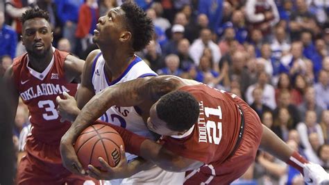 Kansas men’s basketball faced the Oklahoma Sooners Saturday at Lloyd Noble Center. Recap of KU’s Big 12 game with final score, stats, highlights and takeaways. ... KU defeated OU 79-75 at .... 
