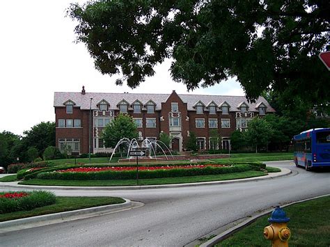 Ku sorority houses. The sorority house is located just north of KU’s campus. On Monday, police said that their investigation has revealed no indication of foul play. “We have heard speculation and rumors from some in the community about what may have caused this young person’s death, but any claims to know the cause of death are based in speculation and not ... 
