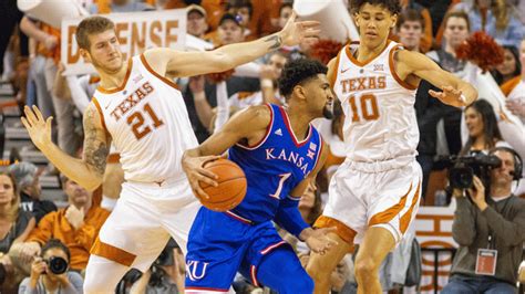 Ku texas basketball score. March 03, 2023 10:24 PM. Kansas guard Gradey Dick could be pivotal against Texas on Saturday. Denny Medley USA TODAY Sports. Lawrence. After a Big 12 title-clinching win over Texas Tech on Tuesday ... 