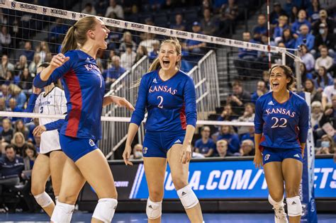 Ku volleyball score. ESPN has the full 2023 Kansas Jayhawks Regular Season NCAAF schedule. Includes game times, TV listings and ticket information for all Jayhawks games. 