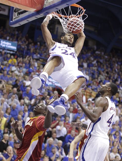 Oct 31, 2019 · LAWRENCE, Kan. – The Kansas Jayhawks cruised to a win over the Pittsburg State Gorillas, 102-42, in their second and final exhibition of the season inside of Allen Fieldhouse on Thursday, with three players in double figures, including a game high 19 points from Kansas sophomore Ochai Agbaji. Joining Agbaji in double-figures, sophomore David ... . 