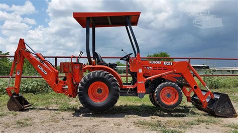 Kubota b21 for sale. Above average Condition ( commercial grade B21 model ( these are heavier built than current model BX tractors and B tractors) Only Hours: 795 Net Horsepower (HP): 21 Drive: 4WD Max Dig Depth: 8' - 9' Operating Weight: 3,900 Lbs 3 Point Hitch Arms Rear PTO OROPS Canopy Hydrostati... 
