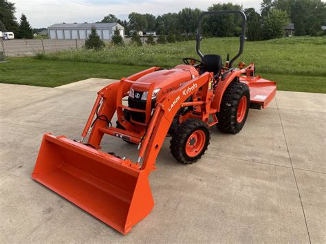 Kubota Compact Utility tractor: Original price: $22,159 (2011) The "semi-independent" mid PTO is linked with the rear PTO. Whenever the mid PTO is engaged, the rear PTO will also be engaged. The rear PTO can be run without the mid PTO. Variants: L3940DT: 8-speed L3940GST: 12-speed L3940HST: hydro. 