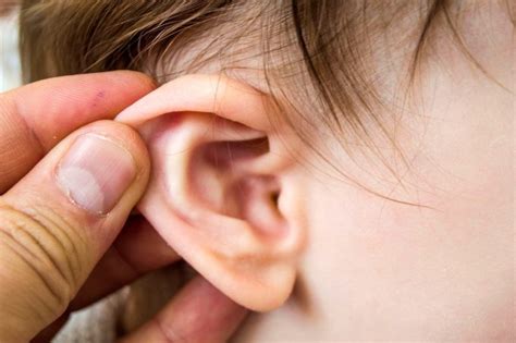 Kulak deliği daralması