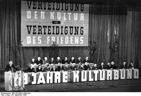 Kultur und kulturträger in der ddr. - Handbuch für 1965 evinrude v4 60 ps.