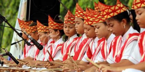 Mesin pres ijazah