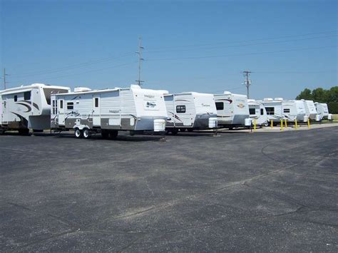 Kunes Country RV & Truck Center (DeHaan) - 9 Deere Rd, Elkhorn, …