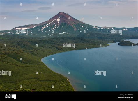 Kurile Lake Volcano, Kamchatka, Russia - Facts & Information