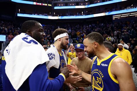 Kurtenbach: There’s only one thing to do with Klay Thompson, Draymond Green