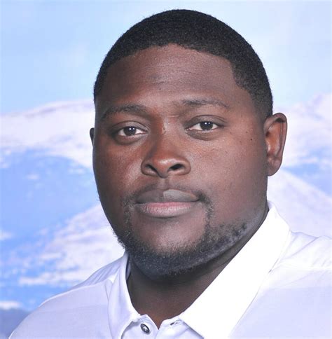 Kwahn Drake joined head coach Kim Dameron's Eastern Illinois football staff in February 2017. Drake will serve as the defensive line coach for the Panthers. Drake spent the 2016 season as an offensive analyst for Memphis under head coach Mike Norvell. Memphis posted an 8-5 record on the season playing in the Boca Raton Bowl.. 