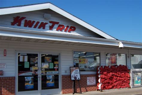 Kwik trip eau claire. According to Leah Ness, Eau Claire's assistant city engineer, the city asked Kwik Trip to do a traffic impact analysis in order to see how the new gas station would affect the traffic flow of the ... 