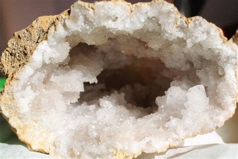 Ky geodes. Geodes and Gemstones – 300 Hwy 35 N, Knox, IN 46534. Amazon – You’ll be surprised at the pretty good variety of geodes on Amazon. In fact, aside from geodes that are ready to be cracked open, they even have complete sets of kits to break them open! Love Rocks Lapidary – 16624 Winchester Rd, Ossian, IN 46777. 