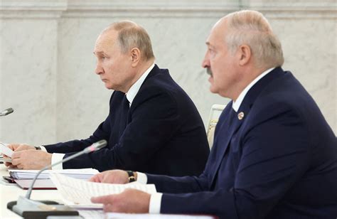 Kyiv and Berlin slam Putin’s plan to station nuclear weapons in Belarus