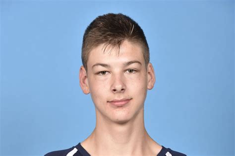 Ht/Wt: 6'11" / 220 lbs Position: C Team: Duke Class: Freshman 2023 Draft Profile - Kyle Filipowski NBA Draft Room - Feb. 1st: "An excellent shooter and overall offensive talent with good passing vision.Rebounds the ball well." Jonathan Wasserman - Bleacher Report - Jan. 5th: "Production and a valued stretch-big skill set should keep Filipowski in the first-round mix all season, though a recent .... 