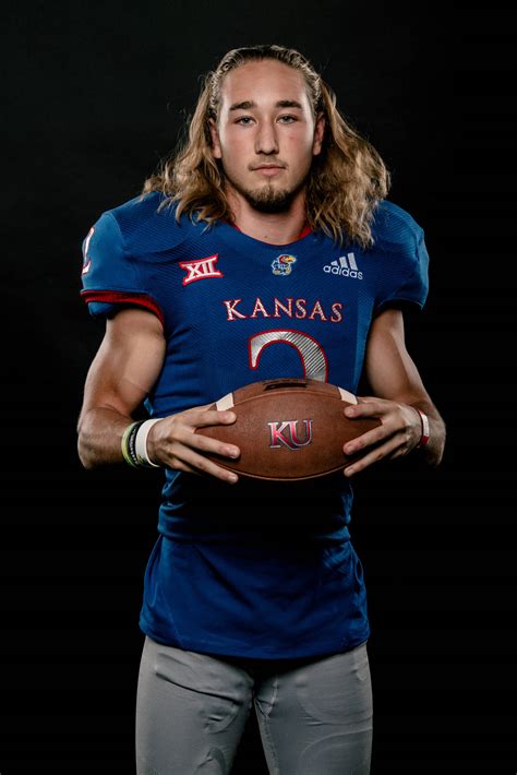 Scouting Union: Senior WR Kyler Pearson (6-2, 190), a Kansas commit, will be one of the Redskins’ top playmakers on an offensive unit that needs to replace its starting quarterback...Center Gabe ...