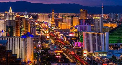 Lịch sử Hình thành Sòng bạc Las Vegas: Từ Sa mạc Cằn cỗi đến Điểm Du lịch Hàng đầu Thế giới