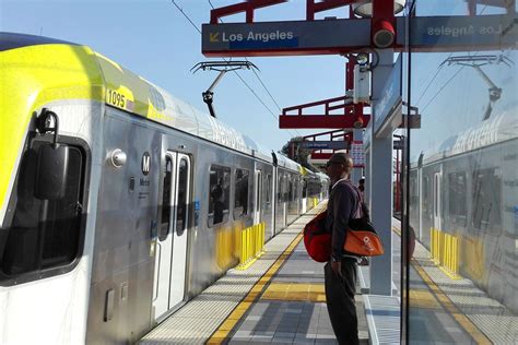 L.A. buses, trains free on Christmas Eve and New Year’s Eve