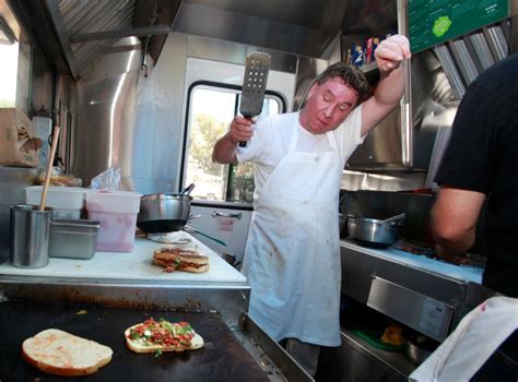 L.A. food truck workers face extreme temps, but regulations make fixing the problem complicated