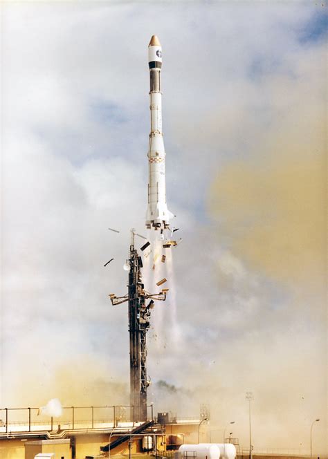 L03 flight status. 1st mission of 1981. 2nd successful mission. 1st consecutive successful mission. Ariane 1 launched with CAT-3, APPLE & Météosat 2 from ELA-1, Guiana Space Centre, French Guiana, France on Friday Jun 19, 1981 at 12:32 UTC. 