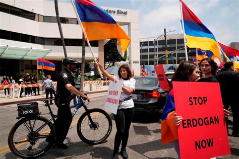 LA’s big Armenian community marks genocide remembrance day