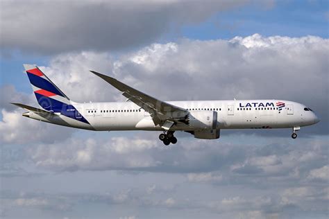 LA2474 - LATAM Airlines Chile (LPE2474) desde Lima a Orlando …