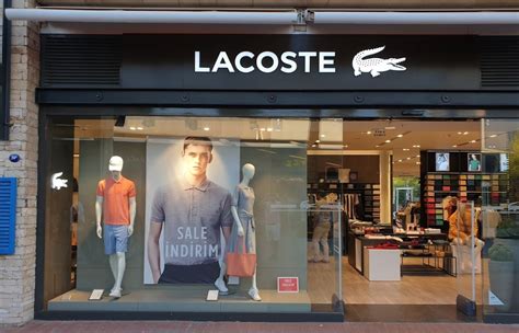 LACOSTE Forum Bornova. 